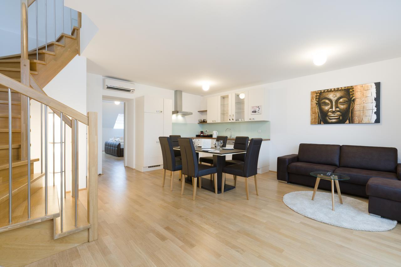 Pezzl 1170 * Wien